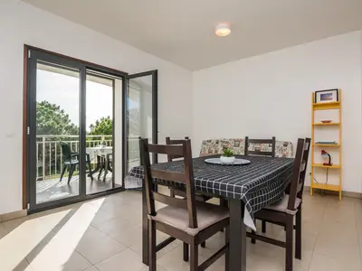 Ferienwohnung für 5 Personen (65 m²) in Vir 8/10