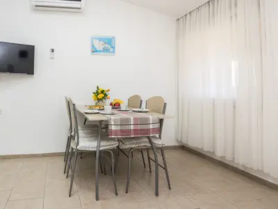 Ferienwohnung für 4 Personen (50 m²) in Vir 6/10