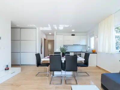 Ferienwohnung für 4 Personen (75 m²) in Vir 5/10