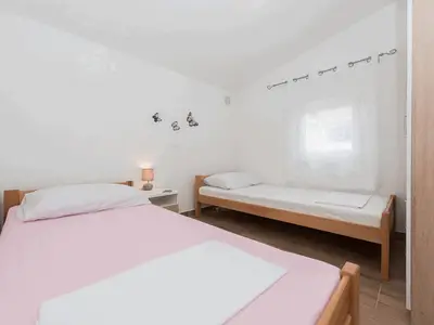 Ferienwohnung für 4 Personen (50 m²) in Vir 7/10