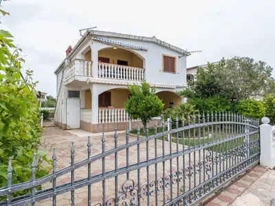 Ferienwohnung für 8 Personen (60 m²) in Vir 1/10