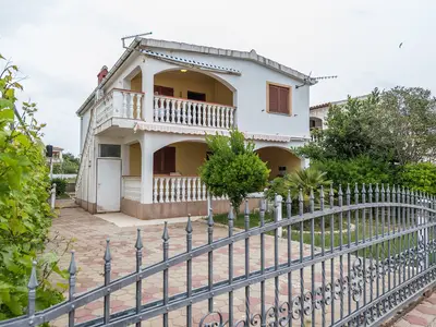 Ferienwohnung für 8 Personen (60 m²) in Vir 2/10