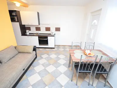 Ferienwohnung für 3 Personen (47 m²) in Vir 5/10