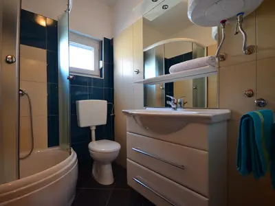 Ferienwohnung für 3 Personen (47 m²) in Vir 8/10