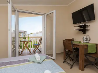 Ferienwohnung für 2 Personen (17 m²) in Vir 5/10