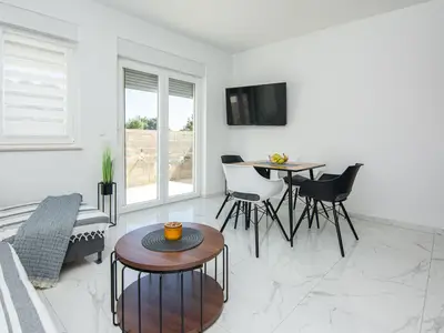 Ferienwohnung für 4 Personen (45 m²) in Vir 5/10