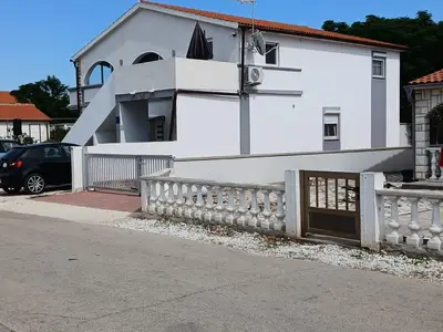 Ferienwohnung für 6 Personen (77 m²) in Vir 2/10