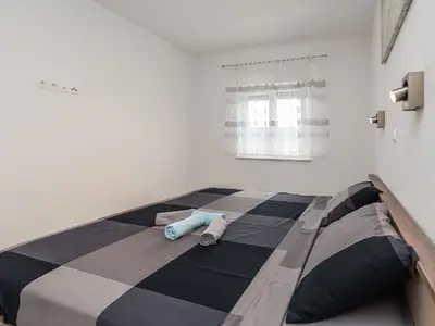 Ferienwohnung für 6 Personen (62 m²) in Vir 8/10