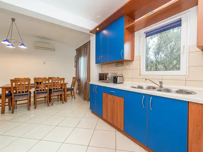 Ferienwohnung für 8 Personen (100 m²) in Vir 6/10