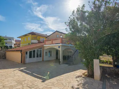 Ferienwohnung für 4 Personen (60 m²) in Vir 5/10