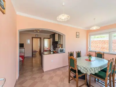 Ferienwohnung für 5 Personen (52 m²) in Vir 8/10