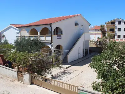 Ferienwohnung für 5 Personen (34 m²) in Vir 4/10