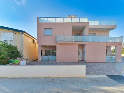 Ferienwohnung für 4 Personen (50 m²) in Vir 4/10