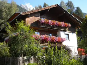 Ferienwohnung für 4 Personen (70 m²) in Virgen
