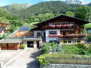 Ferienwohnung für 4 Personen (108 m²) in Virgen