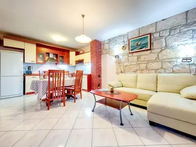 Ferienwohnung für 4 Personen in Vis 5/10