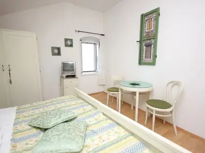 Ferienwohnung für 2 Personen in Vis 10/10