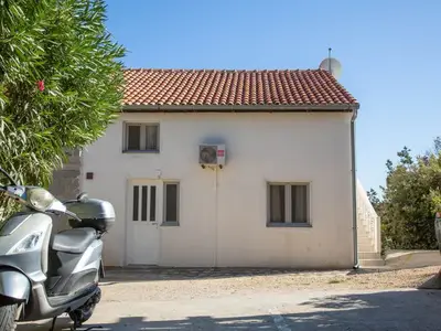 Ferienwohnung für 4 Personen in Vis 4/10