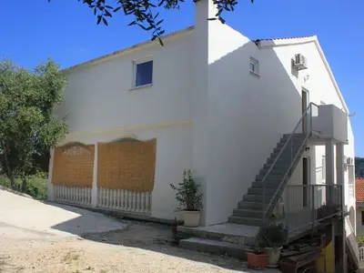 Ferienwohnung für 3 Personen in Vis 8/10