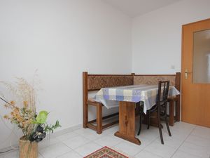 18322115-Ferienwohnung-4-Vis-300x225-3