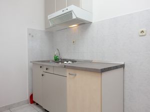 18322115-Ferienwohnung-4-Vis-300x225-4