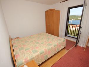 19129821-Ferienwohnung-4-Vis-300x225-5