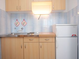 23930306-Ferienwohnung-4-Vis-300x225-3