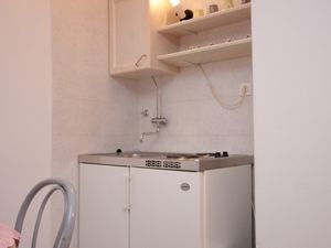 18693021-Ferienwohnung-2-Vis-300x225-2