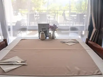 DiningRoom