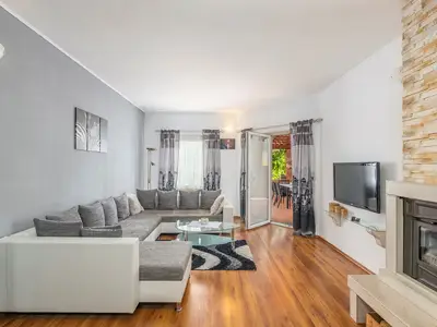 Ferienwohnung für 6 Personen (100 m²) in Višnjan 1/10