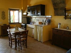 18142094-Ferienwohnung-6-Viterbo-300x225-3