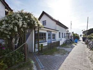 22681711-Ferienwohnung-4-Vitte-300x225-3