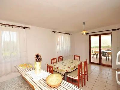 Ferienwohnung für 6 Personen (80 m²) in Vlašići 6/10