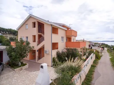 Ferienwohnung für 4 Personen (66 m²) in Vlašići 5/10