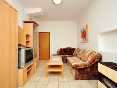 Ferienwohnung für 6 Personen (80 m²) in Vlašići 8/10