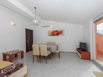 Ferienwohnung für 6 Personen (70 m²) in Vlašići 10/10