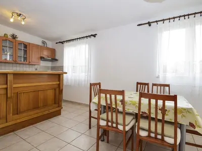 Ferienwohnung für 6 Personen (100 m²) in Vlašići 5/10