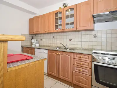 Ferienwohnung für 6 Personen (100 m²) in Vlašići 8/10