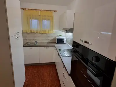 Ferienwohnung für 10 Personen (120 m²) in Vlašići 4/10