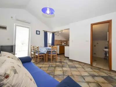 Ferienwohnung für 4 Personen (47 m²) in Vlašići 6/10