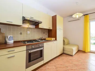 Ferienwohnung für 5 Personen (53 m²) in Vlašići 9/10