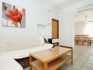 23927695-Ferienwohnung-6-Vlašići-300x225-2