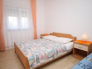 18323239-Ferienwohnung-5-Vlašići-300x225-5