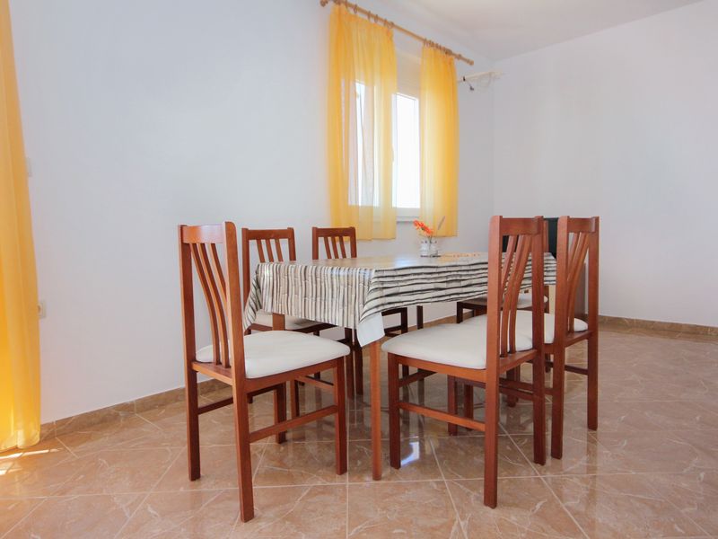 23930691-Ferienwohnung-5-Vlašići-800x600-2