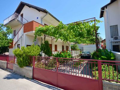 Ferienwohnung für 9 Personen (100 m²) in Vodice 1/10