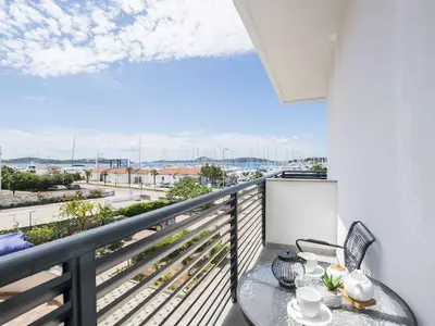 Ferienwohnung für 3 Personen (40 m²) in Vodice 1/10