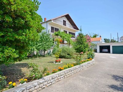 Ferienwohnung für 6 Personen (100 m²) in Vodice 1/10