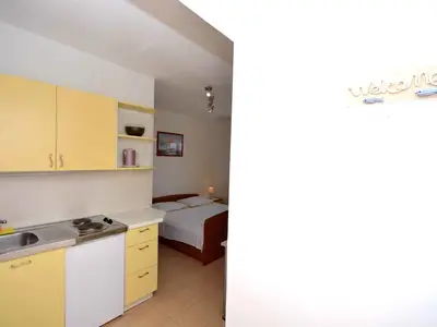 Ferienwohnung für 2 Personen (16 m²) in Vodice 8/10