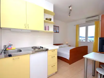 Ferienwohnung für 2 Personen (16 m²) in Vodice 9/10
