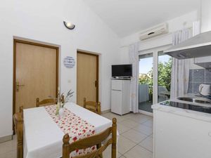 Ferienwohnung für 4 Personen (50 m&sup2;) in Vodice